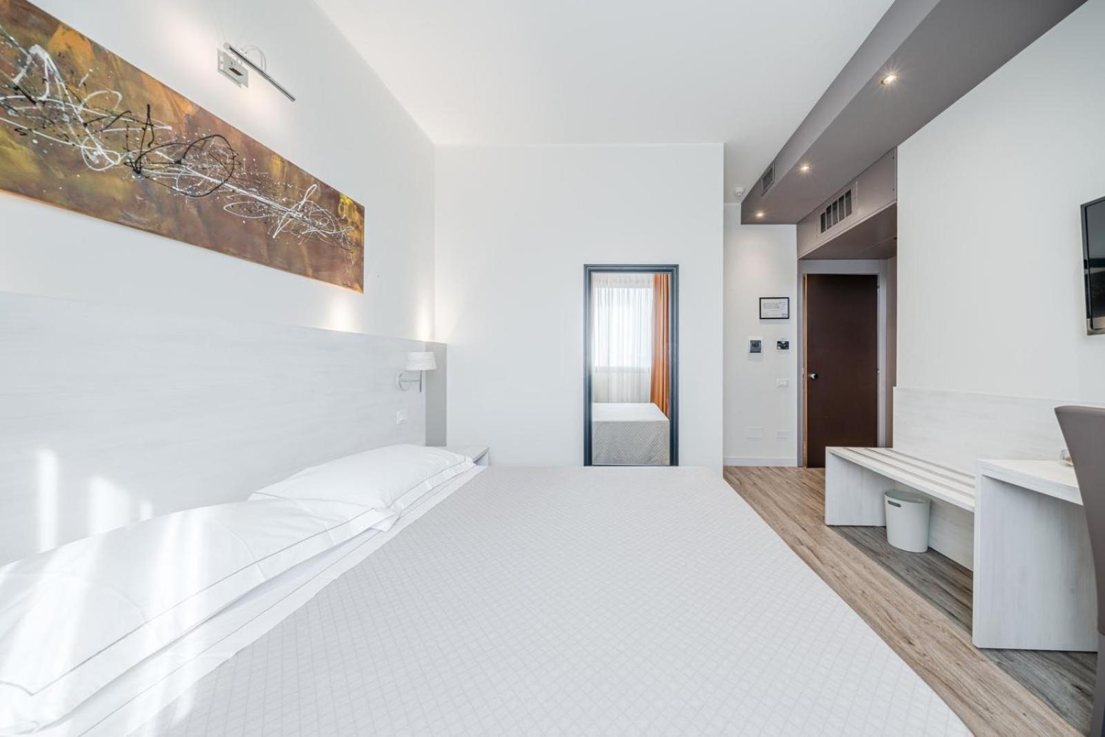 Confidence Hotel San Silvestro San Prospero Esterno foto