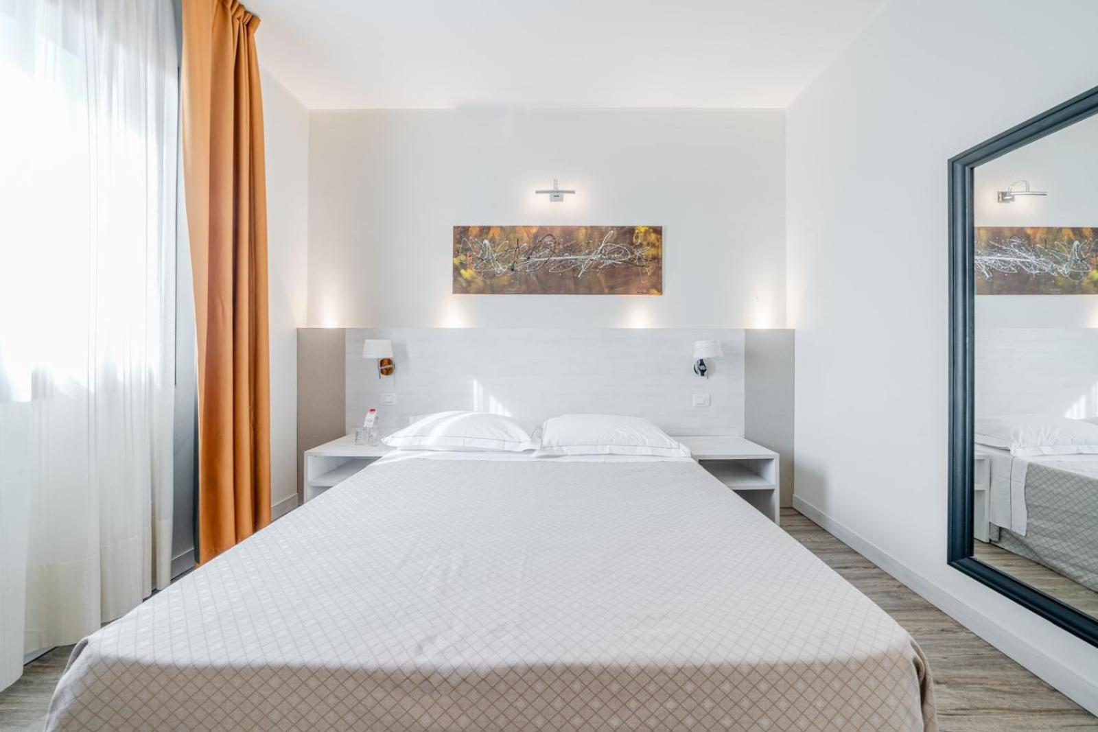 Confidence Hotel San Silvestro San Prospero Esterno foto